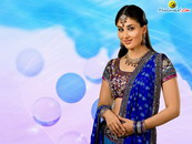 Kareena Kapoor (1024Wx768H) - Kareena Kapoor